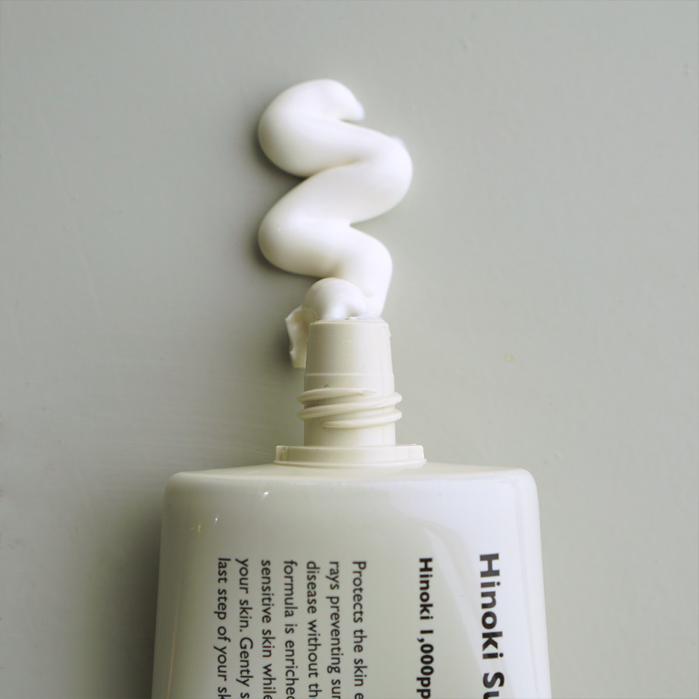 Protector solar Hinoki [SPF50+/PA+++].