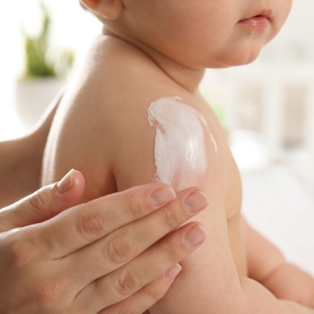 Kem dưỡng ẩm cho da mụn