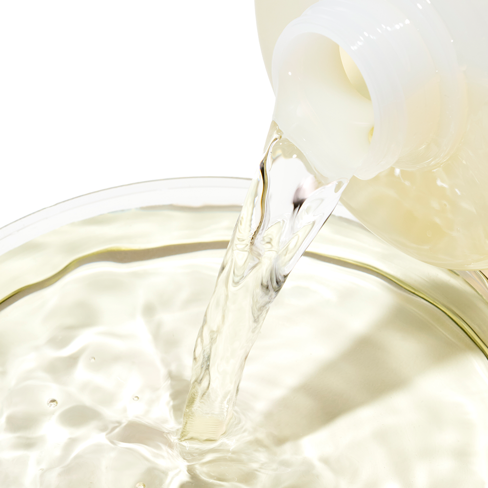 Toner làm sáng da với vitamin