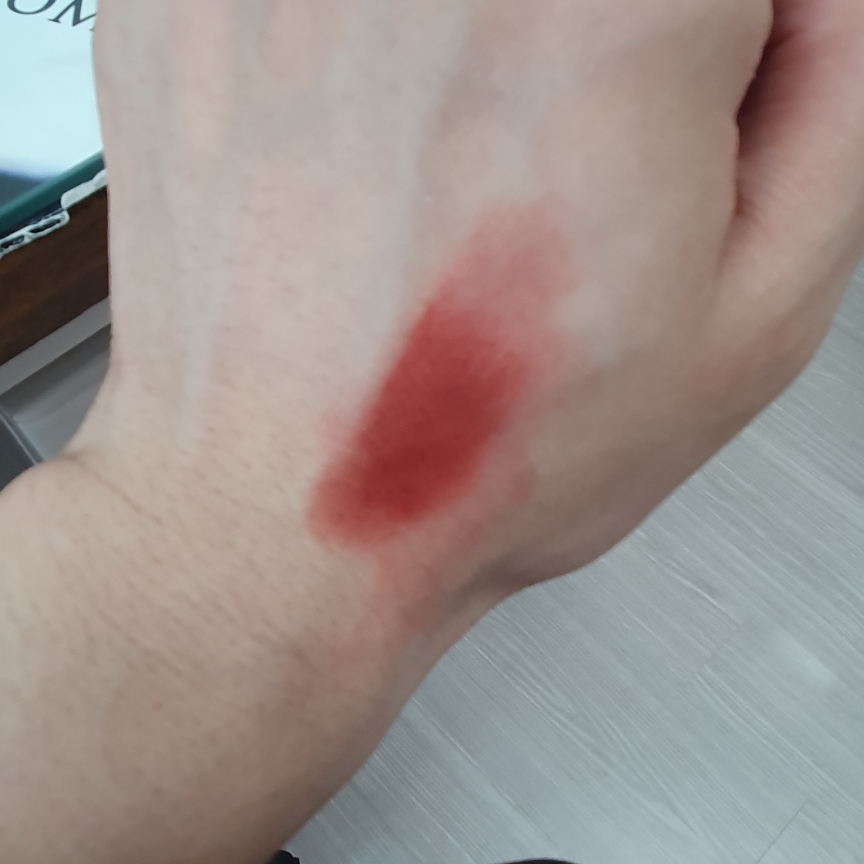 팔목 발색