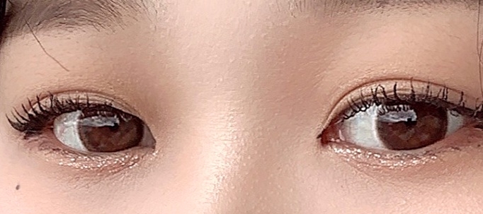 눈 발색