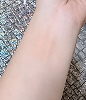 팔목 발색