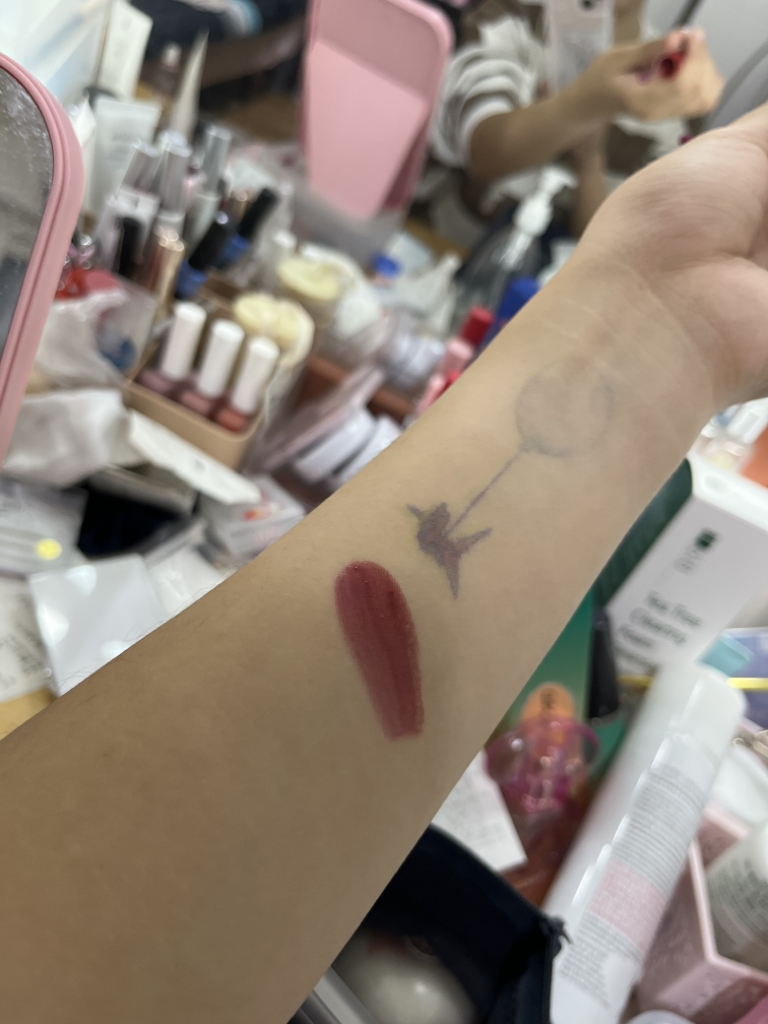 팔목 발색
