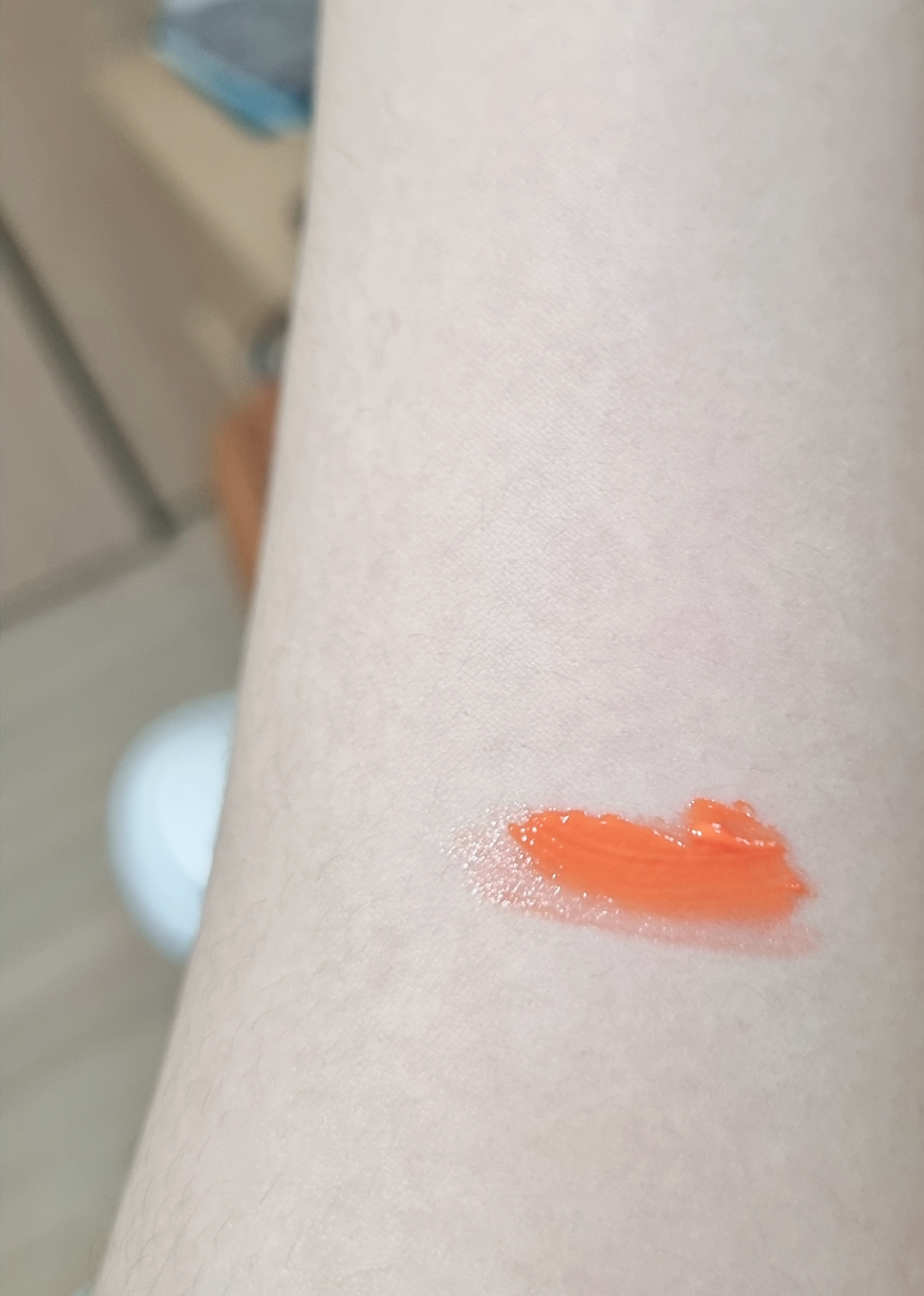 팔목 발색