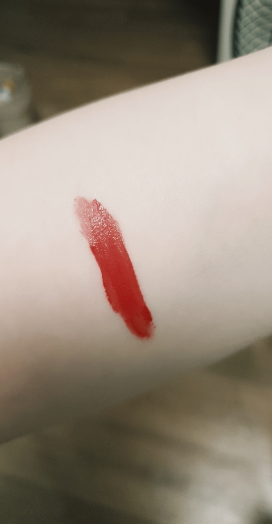 팔목 발색