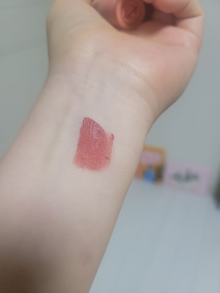 팔목 발색