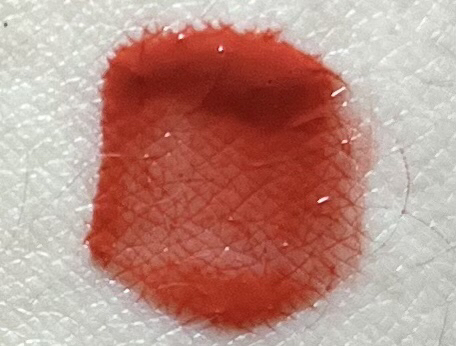 팔목 발색