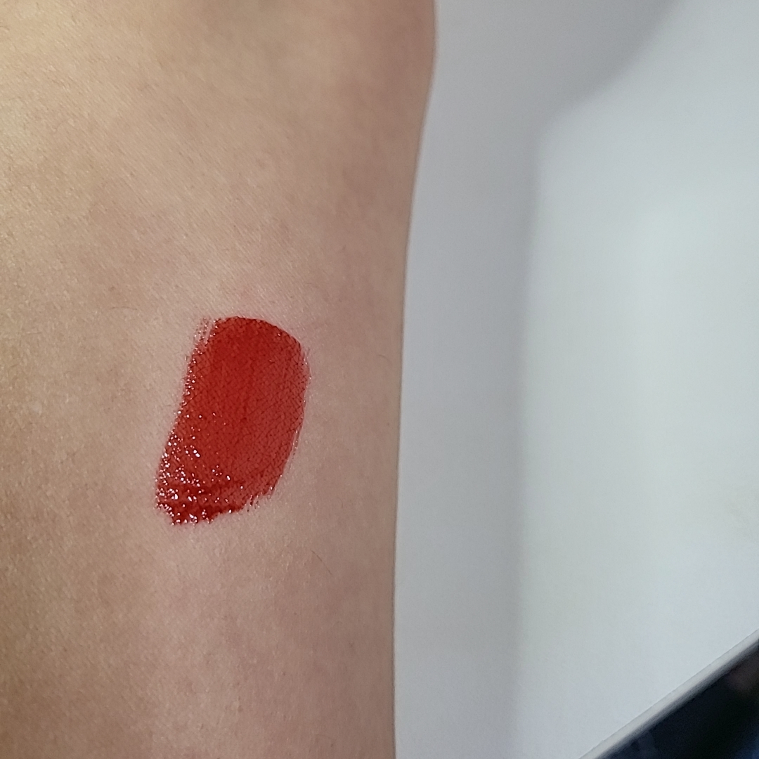 팔목 발색