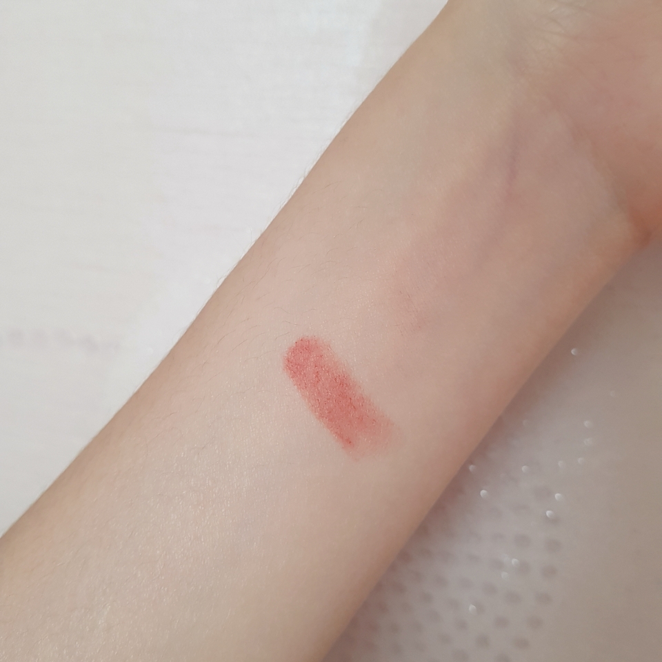 팔목 발색