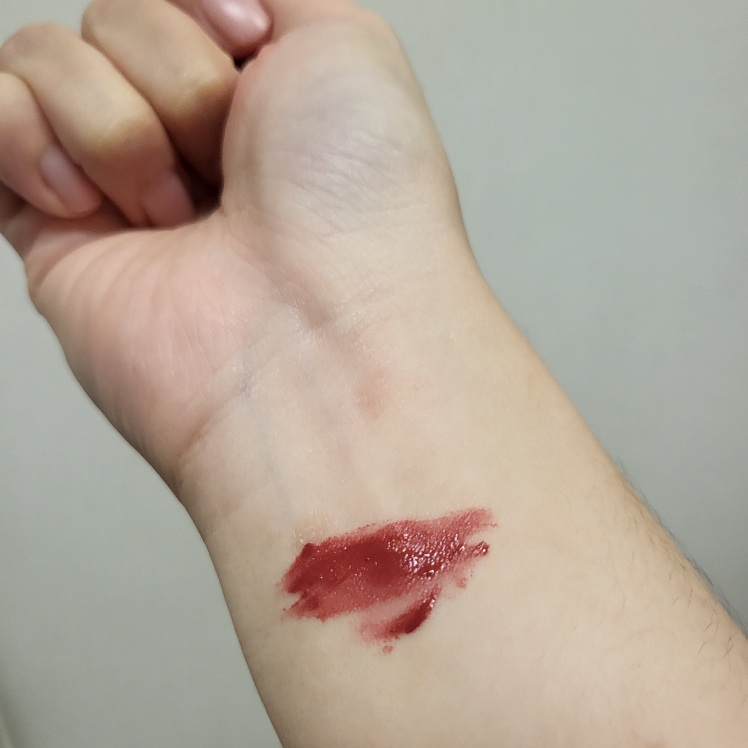 팔목 발색