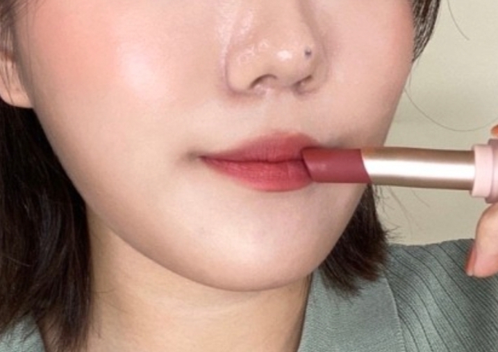 입술 발색