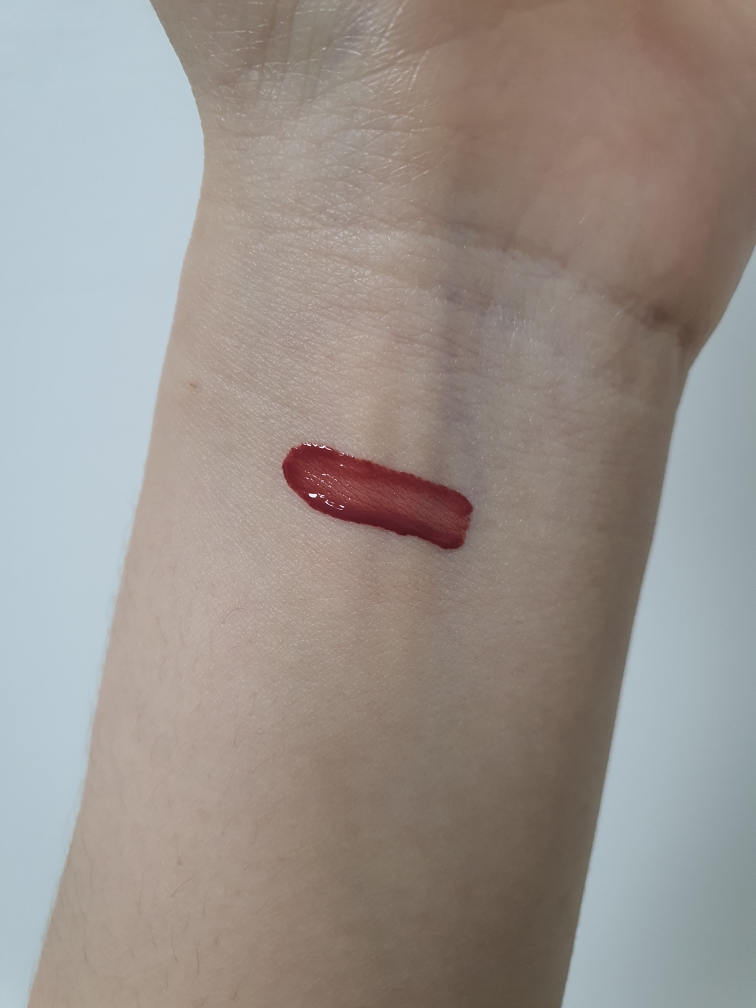 팔목 발색