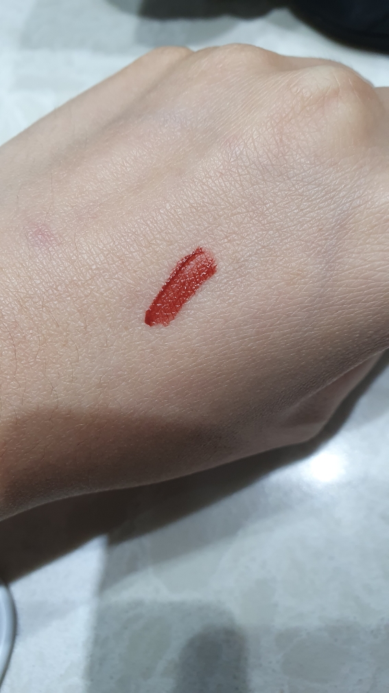 팔목 발색