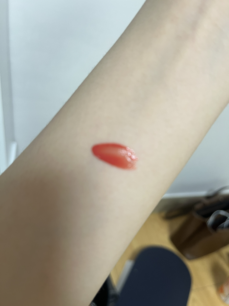 팔목 발색