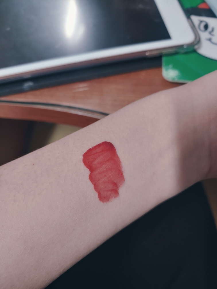 팔목 발색