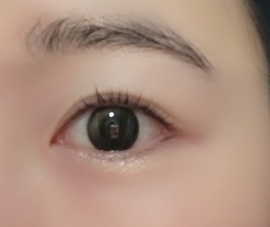 눈 발색