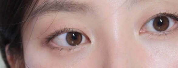 눈 발색