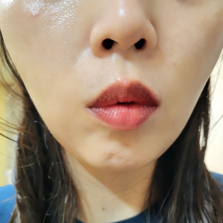 입술 발색
