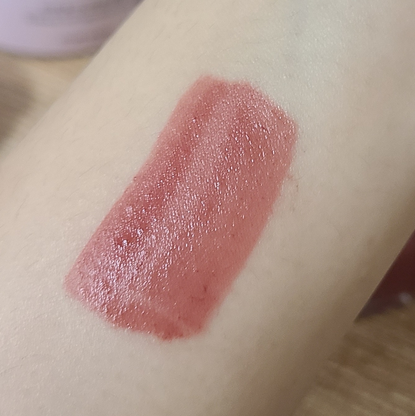 팔목 발색