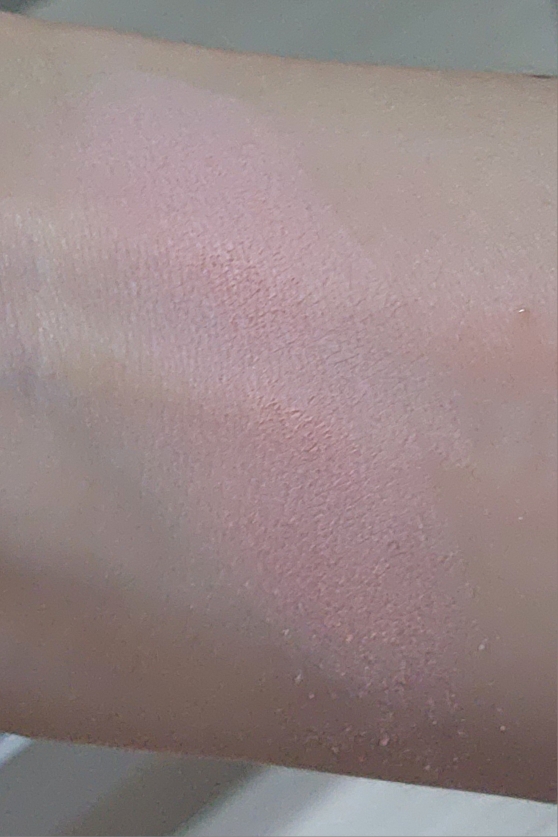 팔목 발색