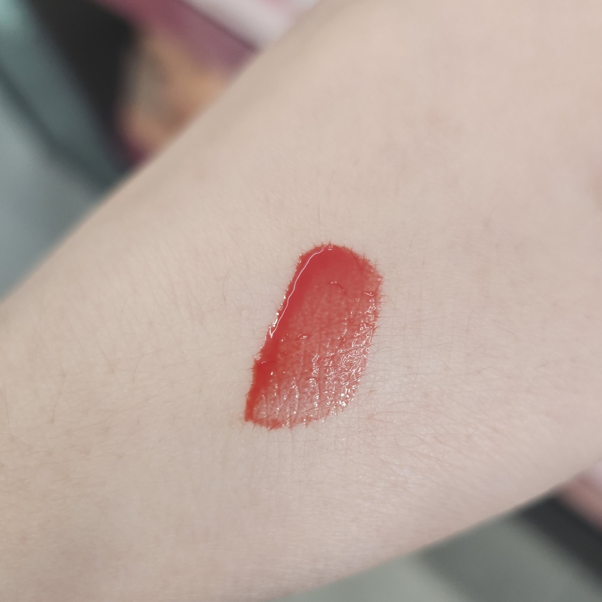 팔목 발색