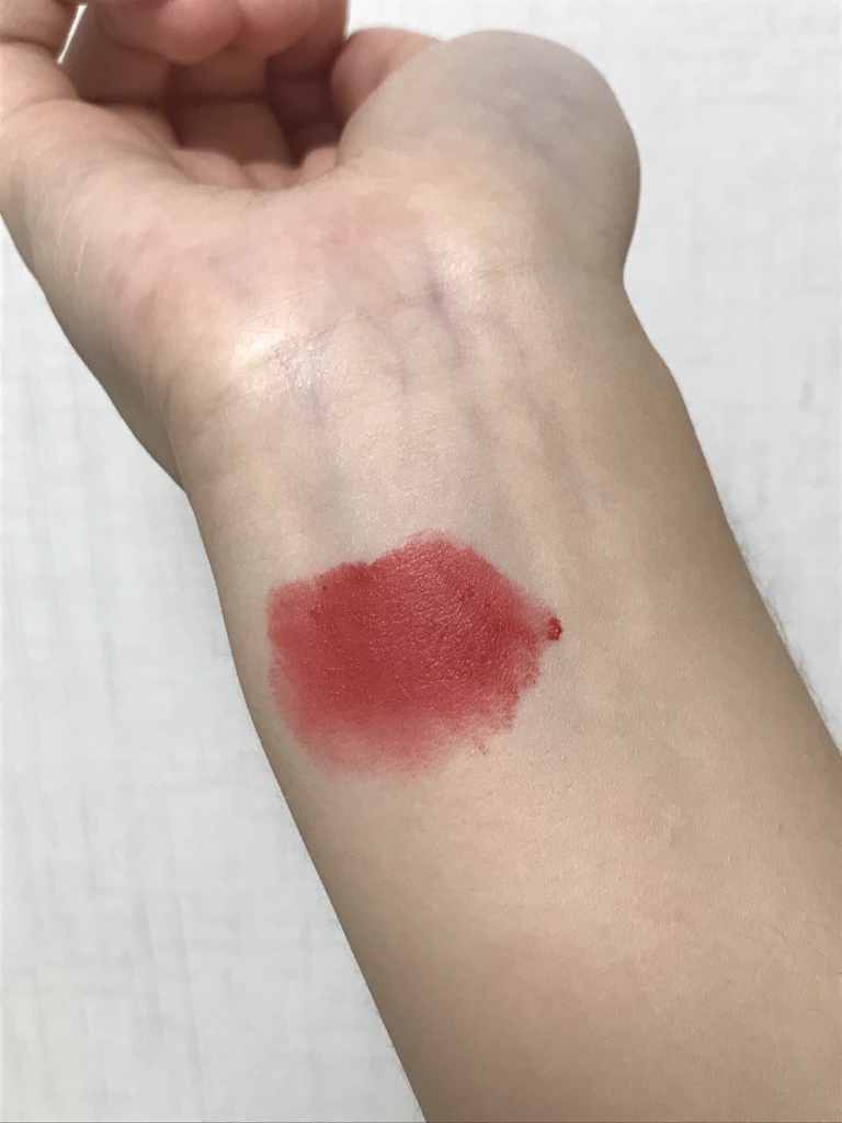팔목 발색