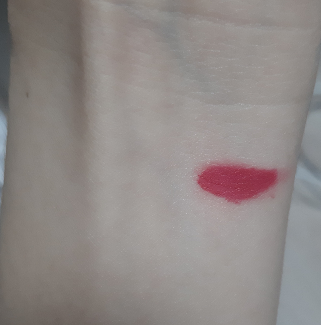 팔목 발색