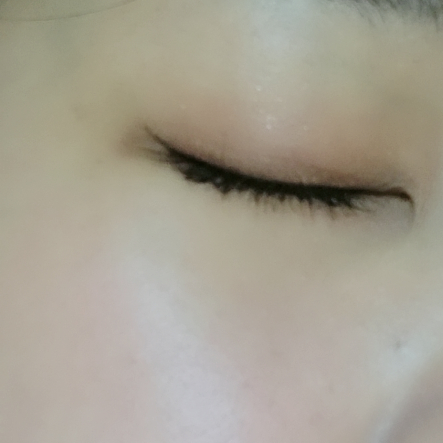 눈 발색