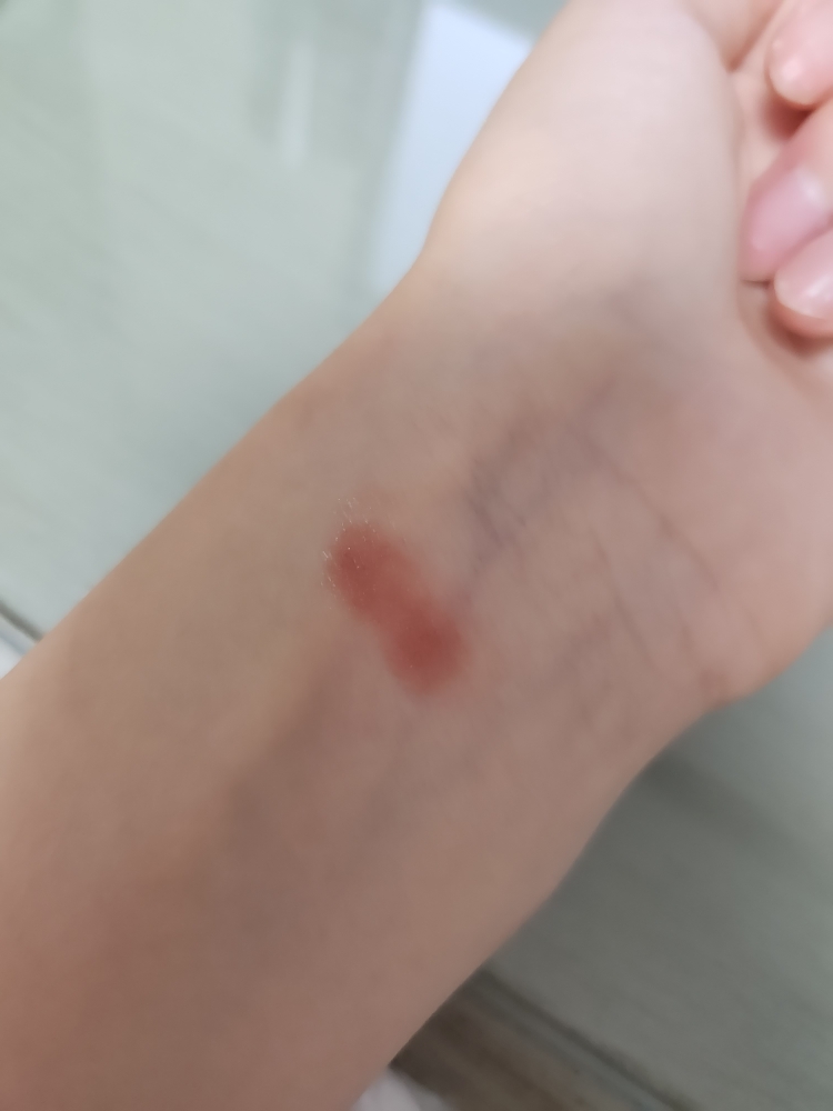 팔목 발색
