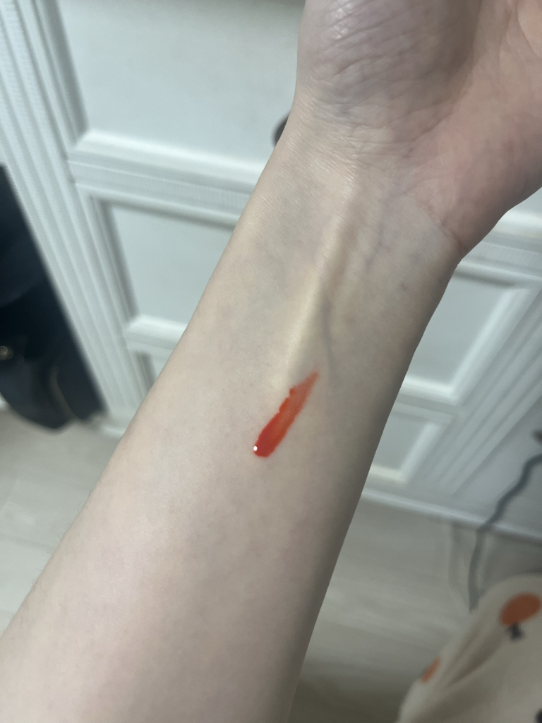 팔목 발색