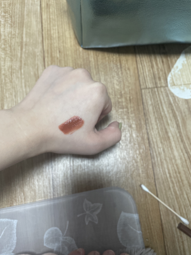 팔목 발색