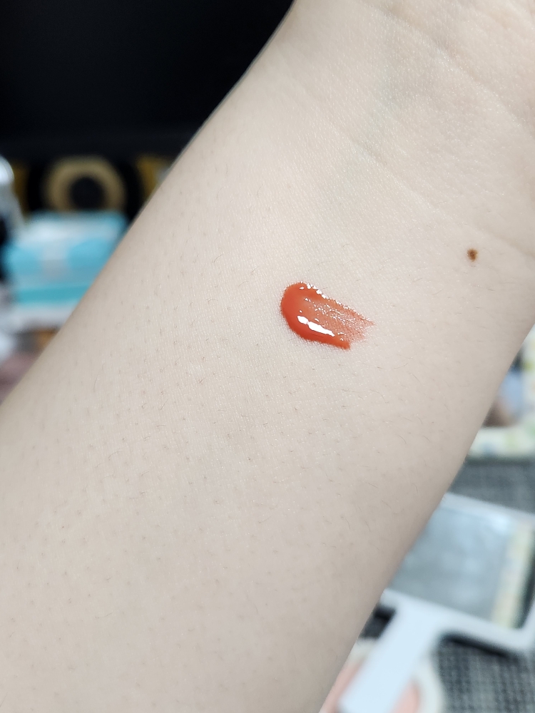 팔목 발색