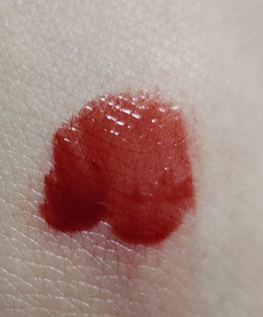 팔목 발색