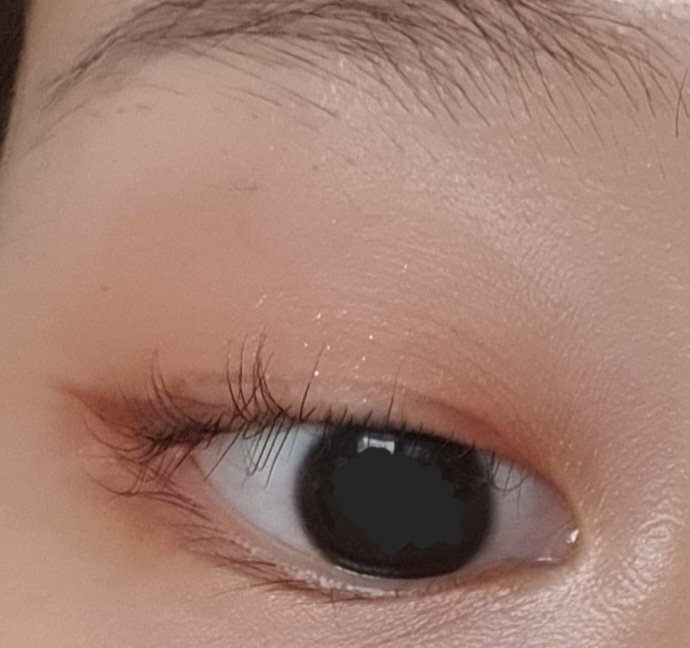 눈 발색