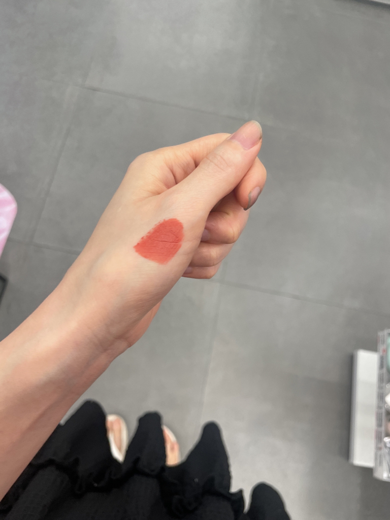 팔목 발색
