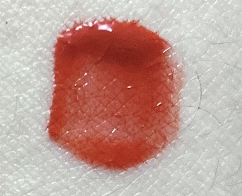팔목 발색