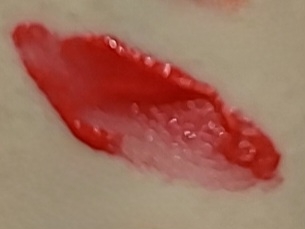 팔목 발색