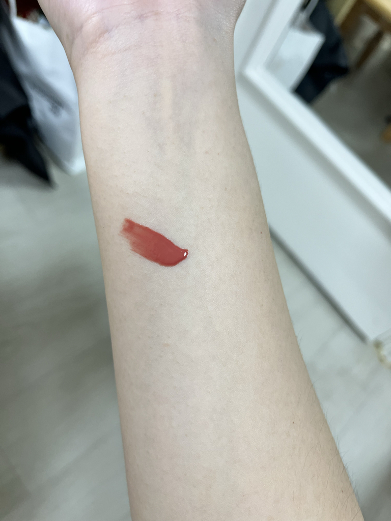팔목 발색