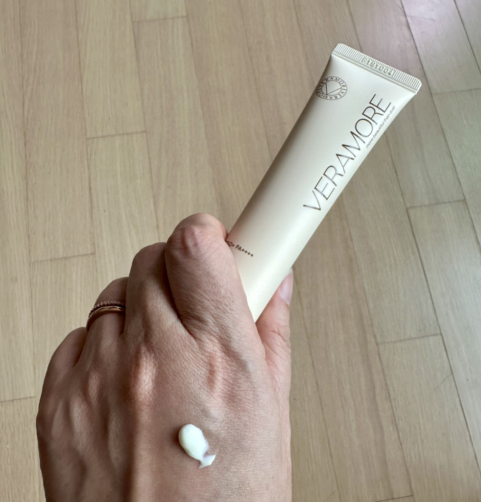 베라모어 (VERAMORE) 브라이트닝 광채 선세럼 [SPF50+/PA++++] review image