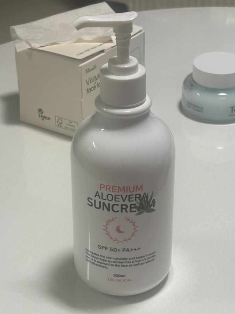 高级芦荟大容量防晒霜 [SPF50+/PA+++]的真实用户使用照片