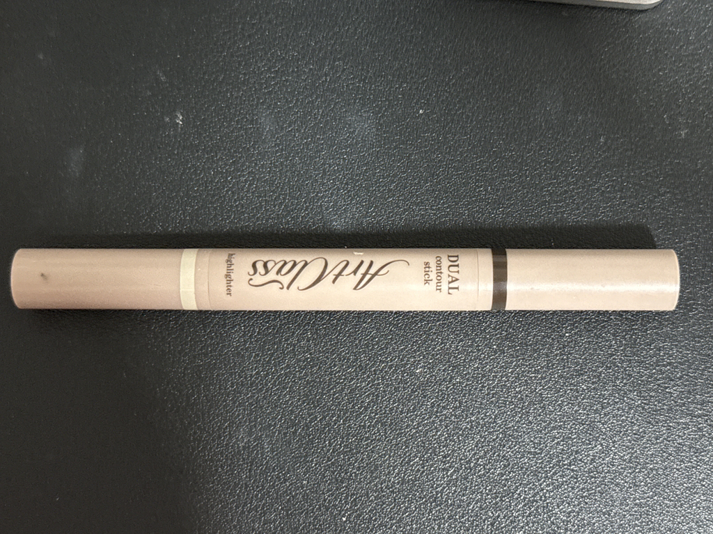 toocoolforschool By Rodin Dual Contour Stick [No.2 Cool Duo] review image