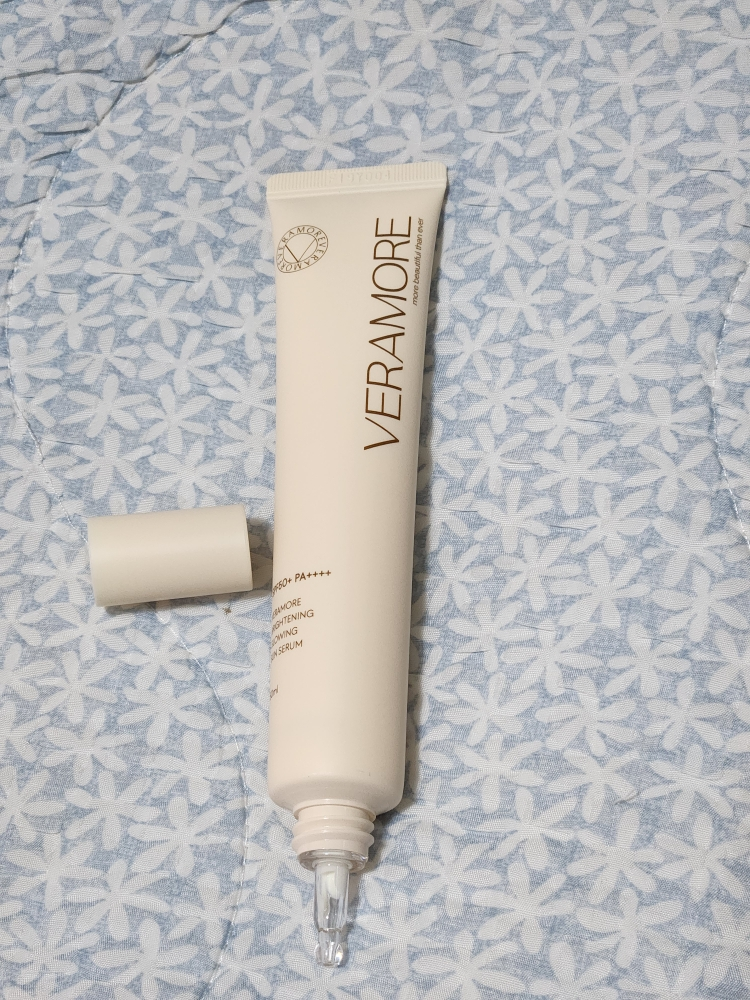 베라모어 (VERAMORE) 브라이트닝 광채 선세럼 [SPF50+/PA++++] review image
