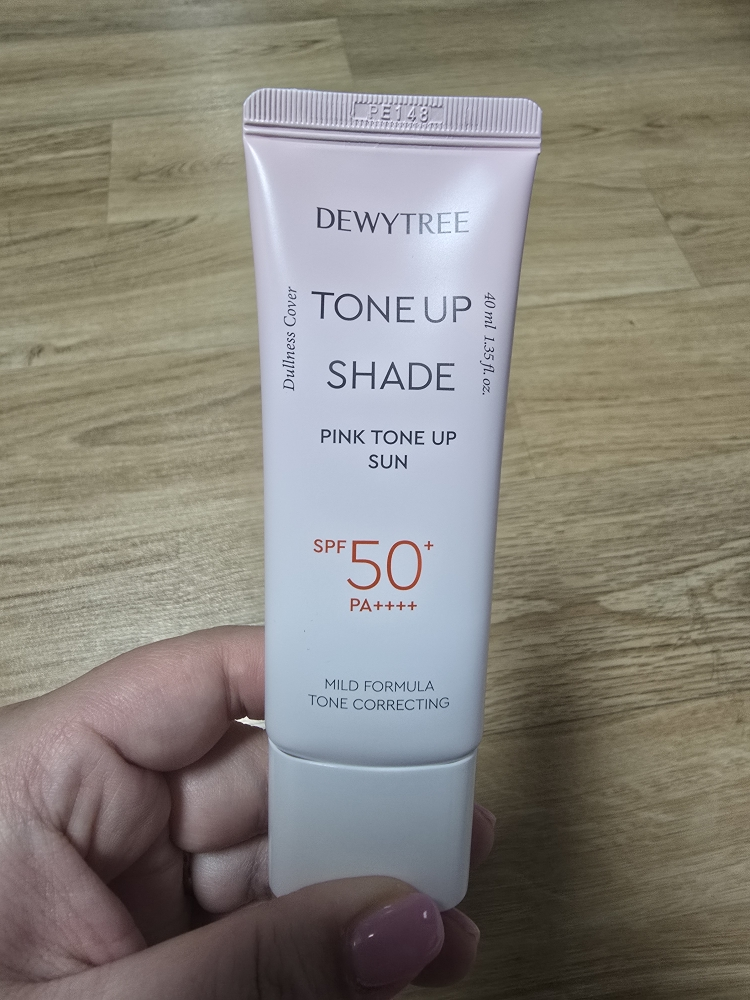 듀이트리 (DEWYTREE) 톤업쉐이드 [SPF50+/PA++++] [핑크톤업선] review image