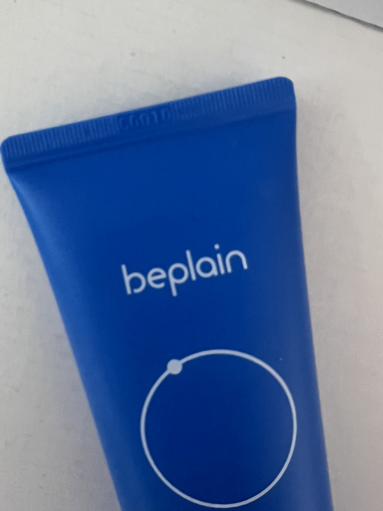 비플레인 (beplain) 선뮤즈 모이스처 선크림 [SPF50+/PA++++] review image