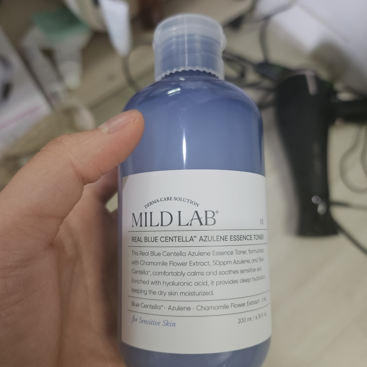 mildlab REAL BLUE CENTELLA AZULENE ESSENCE TONER review image