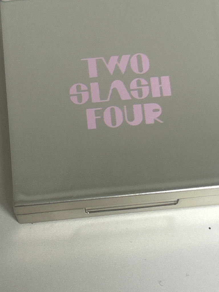 투슬래시포 (TOWSLASHFOUR) 올 오버 페이스 블러쉬 [던 핑크] review image