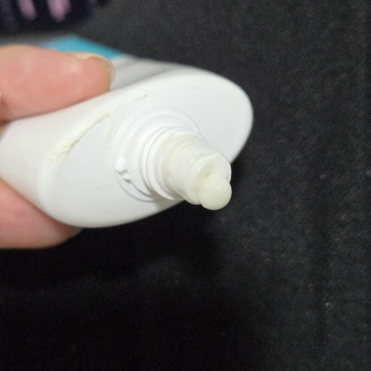 エンジョイスーパーマイルドサンエッセンス [SPF50+/PA++++]のリアルなユーザー写真