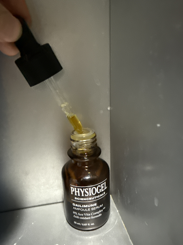 피지오겔 (PHYSIOGEL) 사이언수티컬즈 데일리뮨 앰플 세럼 review image