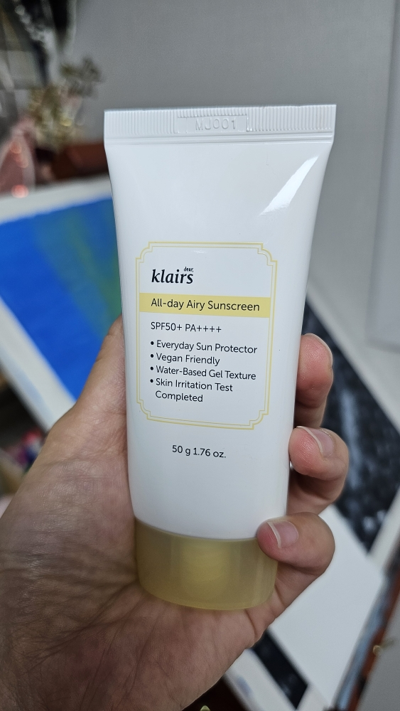 디어,클레어스 (dear,klairs) 올 데이 에어리 선크림 [SPF50+/PA++++] review image