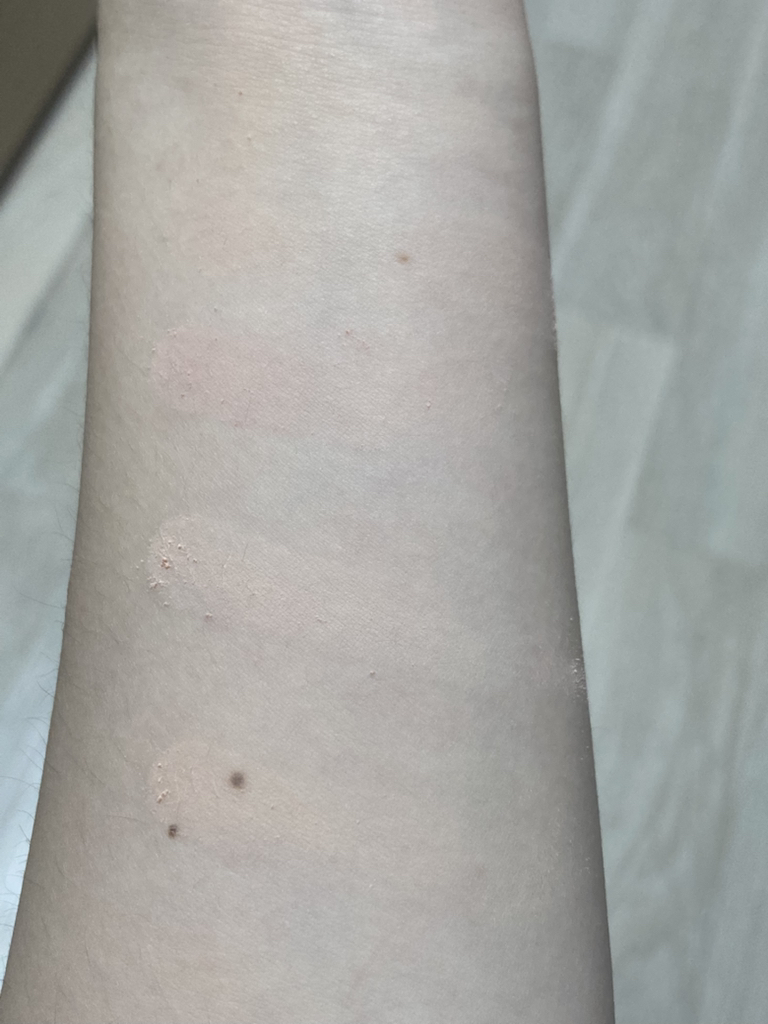 柔和气氛腮红 [03 桃子柔和]的真实用户使用照片